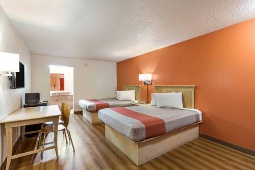 Motel 6-Macclenny, FL
