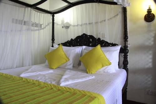 Nu-Vin Beach Hotel