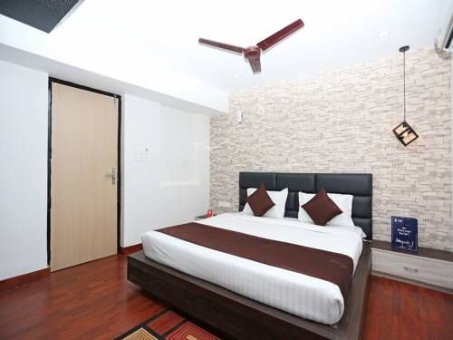 Capital O 11408 Hotel Sai Jagannath