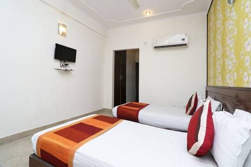 OYO Premium MIA