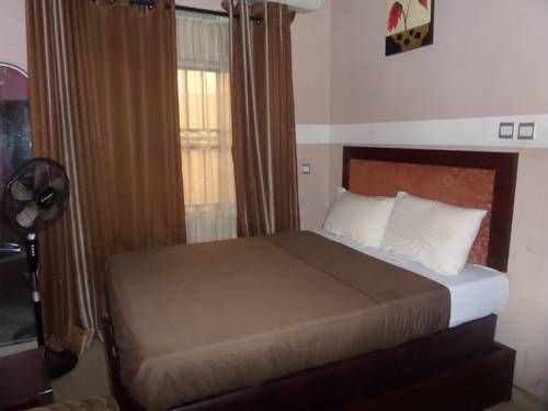 Chatwell Hotel