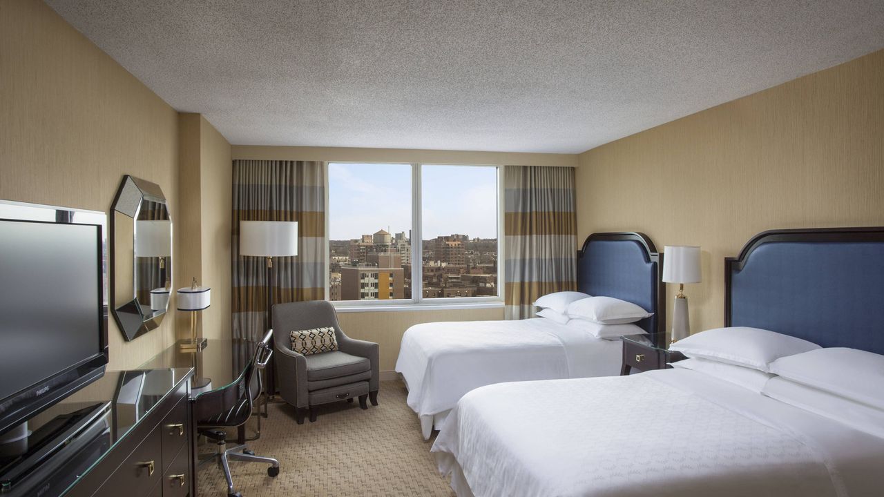 Sheraton LaGuardia East Hotel