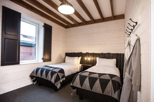 Eleven Revelstoke Lodge