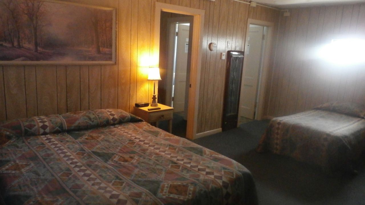 The Sage And Sand Motel