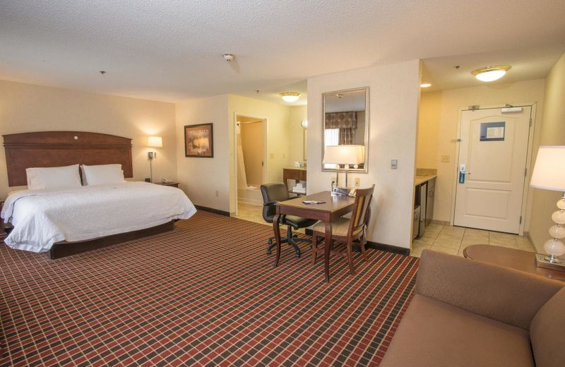 Hampton Inn & Suites Dayton-Airport