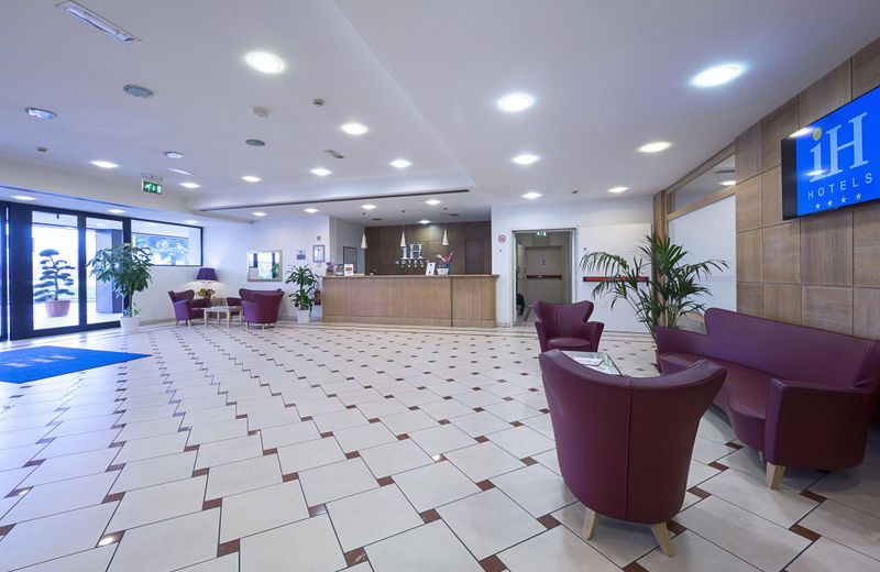IH Hotels Firenze Business