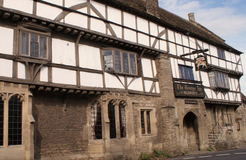The George Inn & Plaine