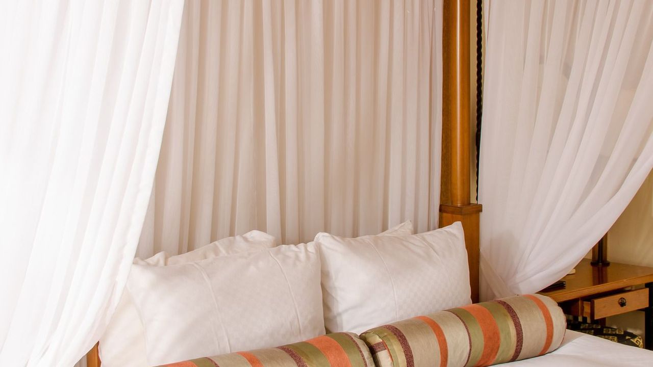 Kanucha Bay Hotel & Villas