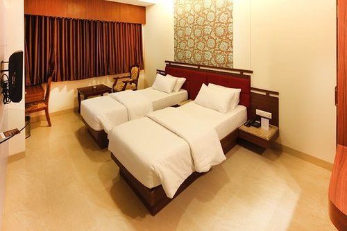 OYO Rooms Nashik Mumbai Highway