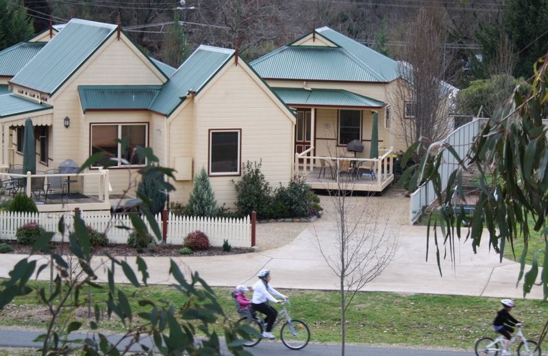 Autumn Affair Cottages