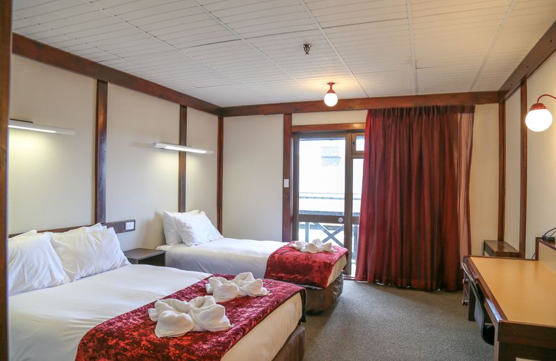 Tokaanu Hotel