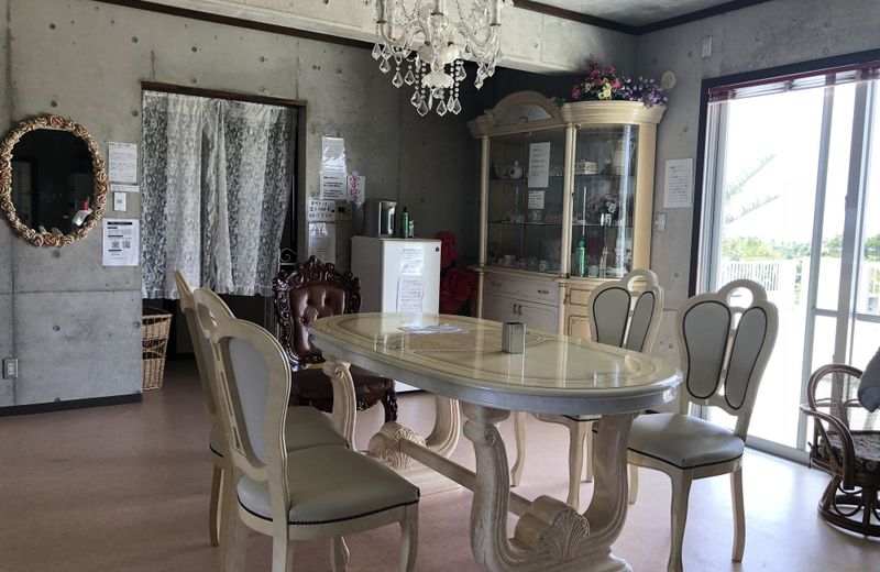 Miyakojima Pension light-mother