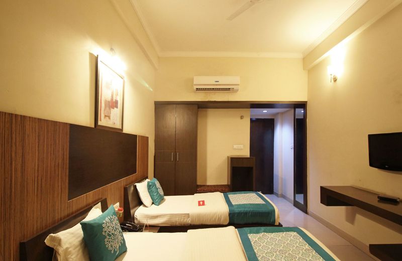 OYO 4754 Hotel Center Point