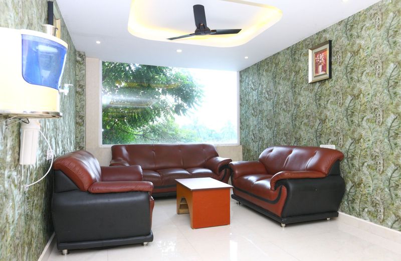 OYO 10017 RB Grand Residency