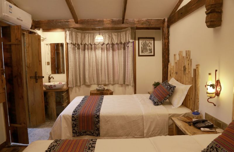 Xiangxi Cultural Inn in the Dream