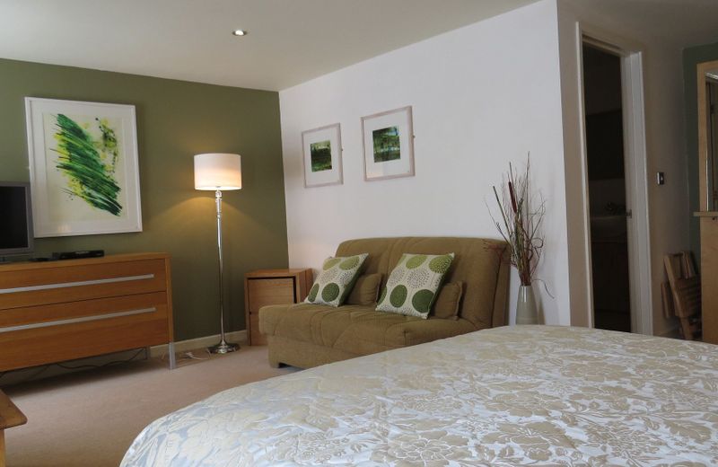 The Boat House Bed And Breakfast