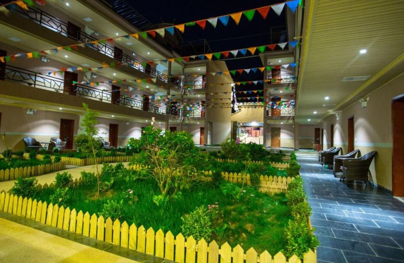 Lugu Shiguang Hotel