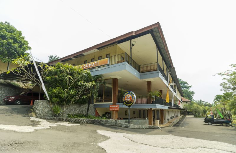 RedDoorz near Gumati Waterpark