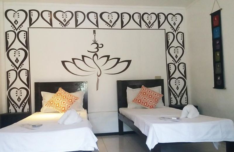Peace & Love Beach Club