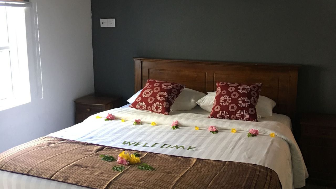 Equator HomeStay