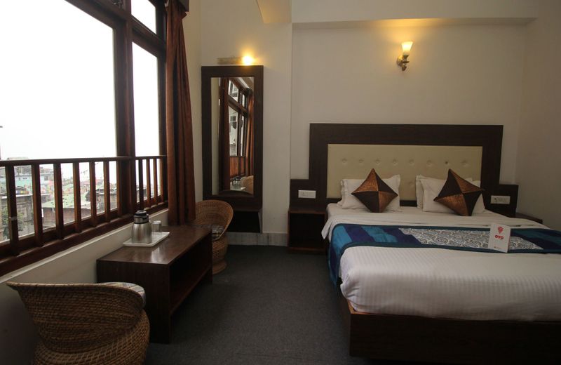 OYO 7620 Hotel Yukim Residency