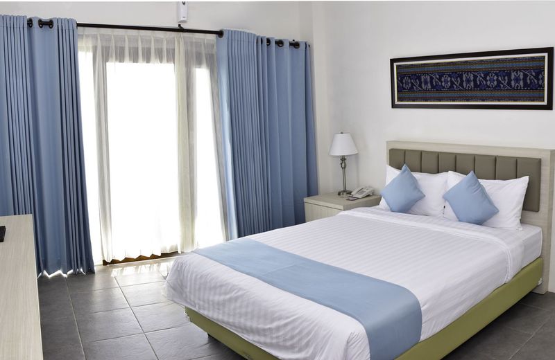 La Cecile Hotel & Cafe Komodo