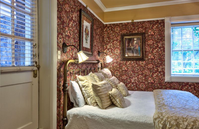 Cedar Crest Inn