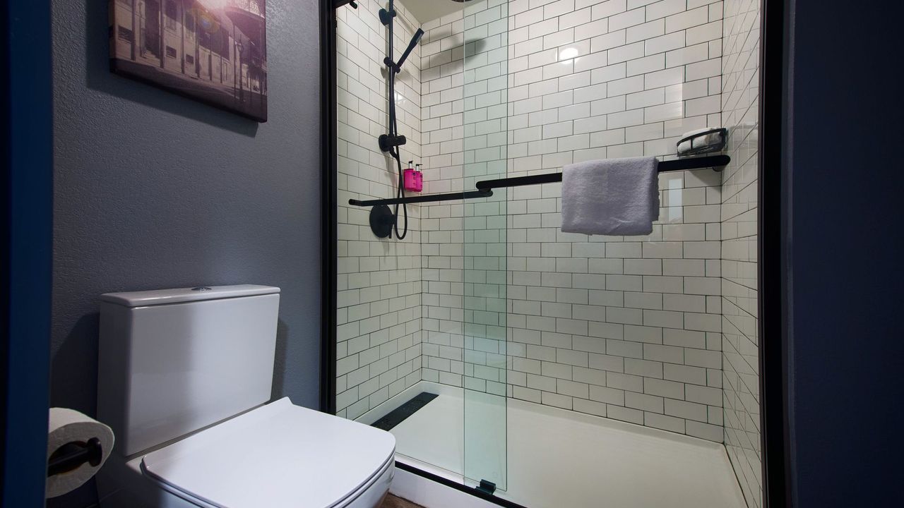 Moxy San Diego Gaslamp Quarter
