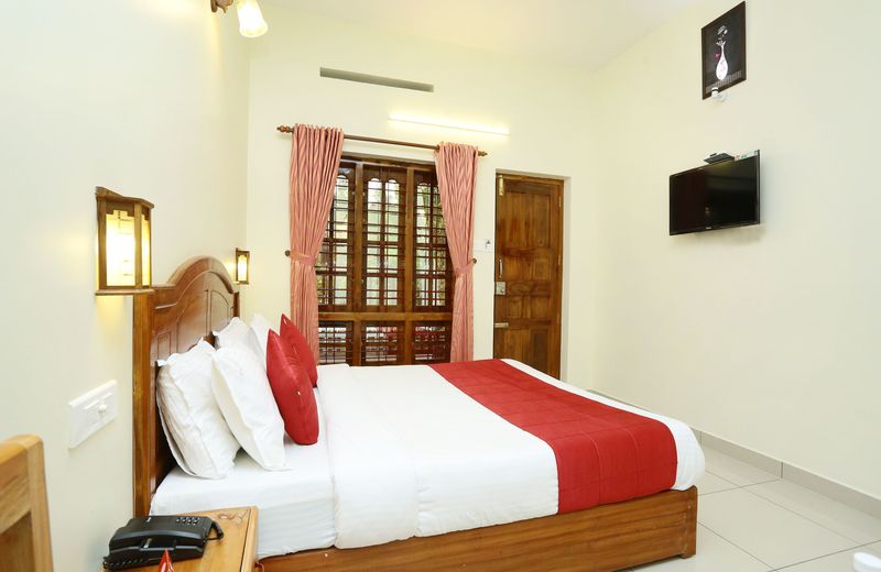 OYO 12937 Hotel Periyar Canopy