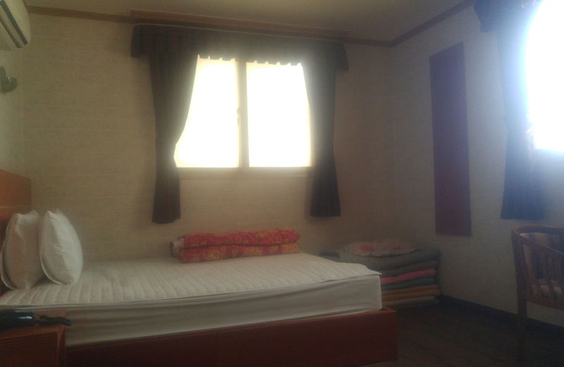 Samcheonpo Grand Motel