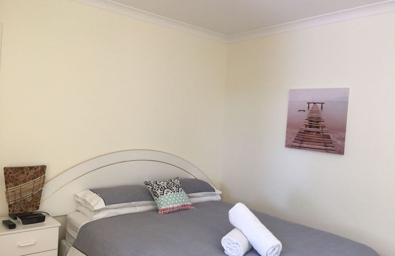 The Royal Dolphin Bed & Breakfast Safety Bay