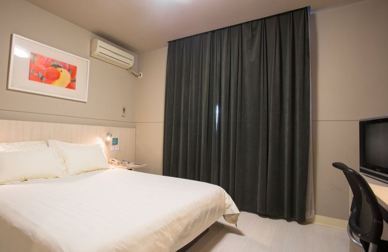 Jinjiang Inn Shenyang Zhongshan Square The First Hospital of China Med