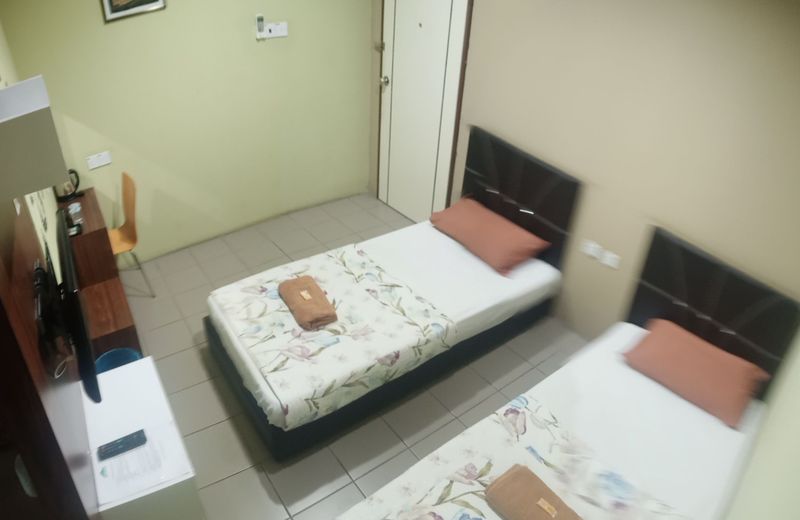 Aira Hotel
