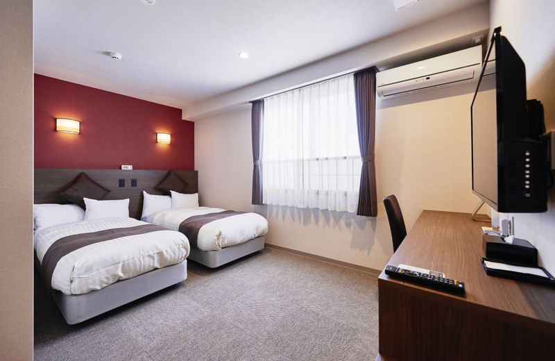 Hotel Kan Raku Honjo Waseda Ekimae