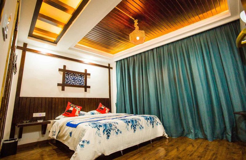 Golden Dream Inn