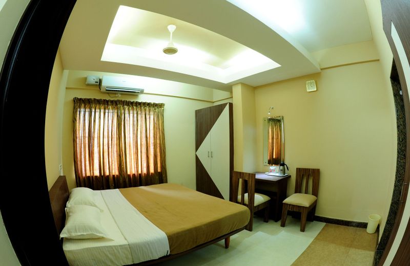 Hotel Shambhavi
