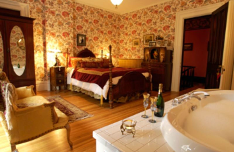 Moondance Inn Bed & Breakfast
