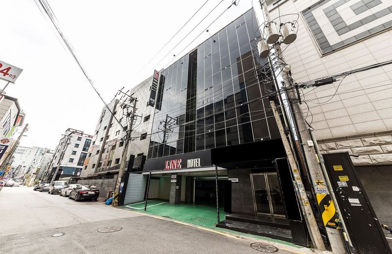 Line Hotel Suwon