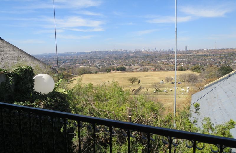 The NorthCliff View