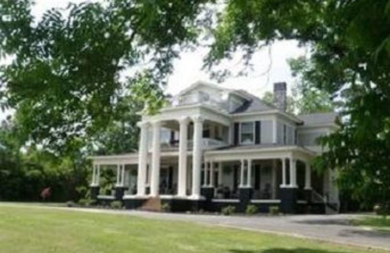 Butterfly Mansion Bed & Breakfast - No Pets Allowed