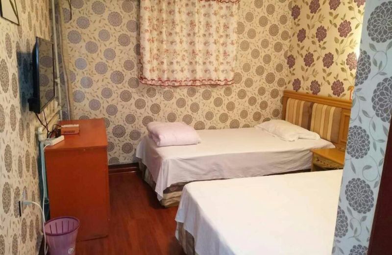 Qufu Xianyaju Hotel
