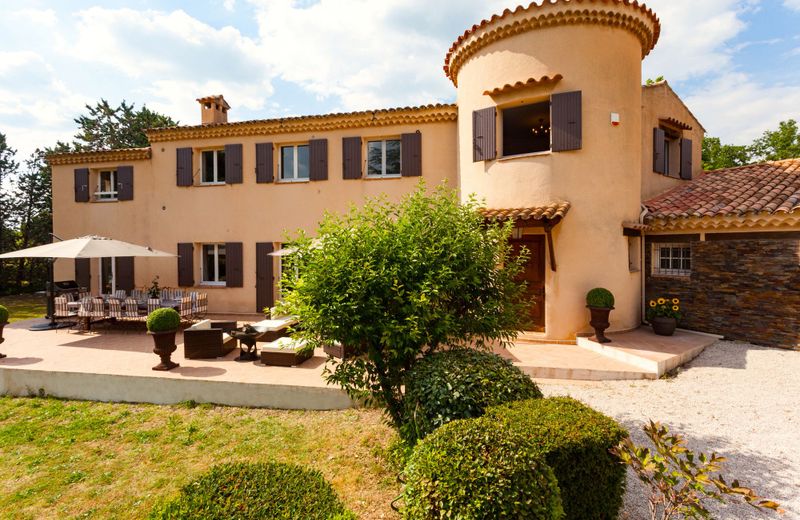 Le Domaine De La Tour
