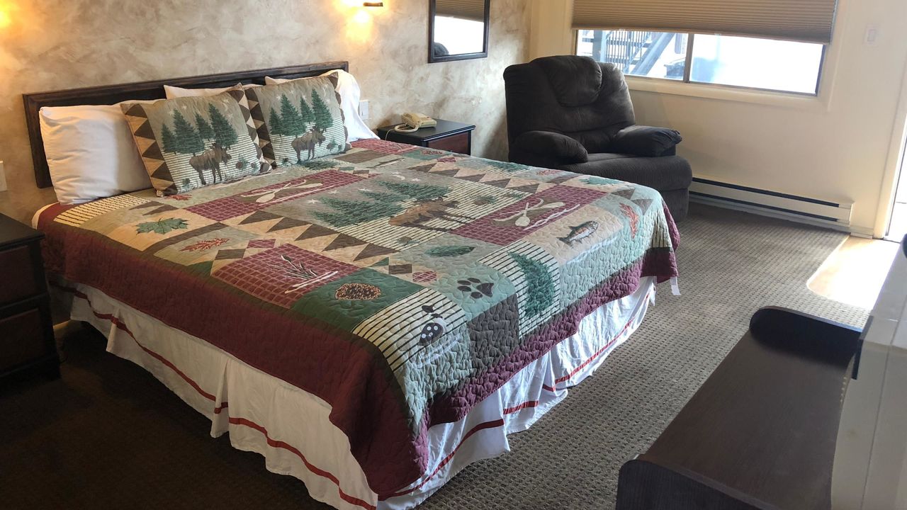 Travelodge by Wyndham Salina