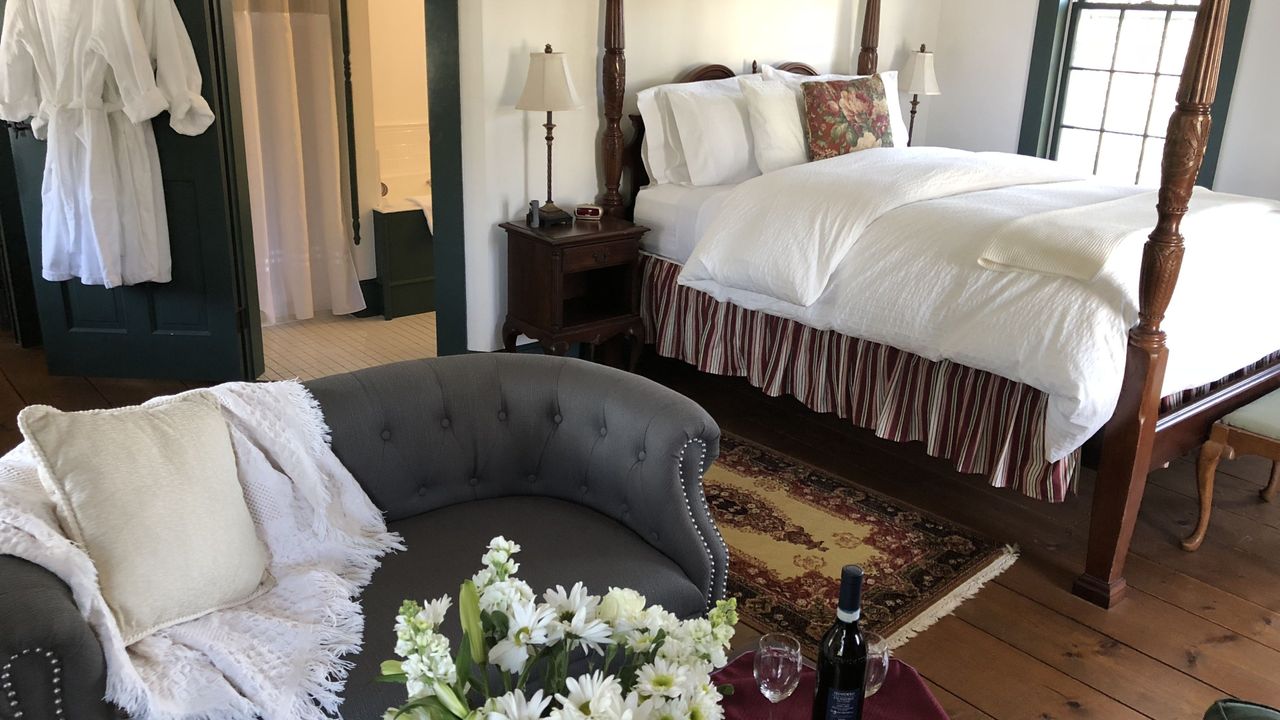 Riverwind Inn Bed and Breakfast