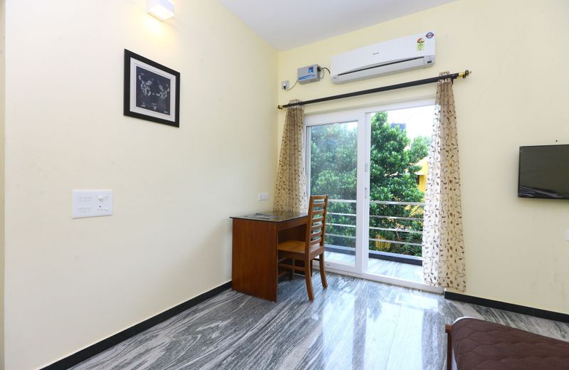 OYO 9781 Home Vibrant 2 BHK near JIPMER