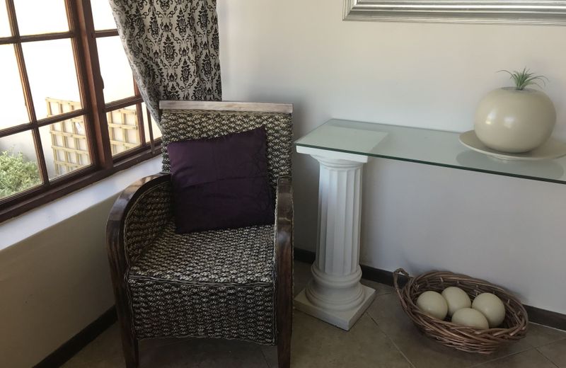 VJ's Guesthouse & Restaurant