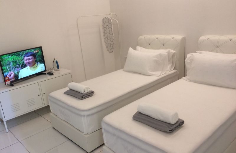 Lawang Suite Corner Roomstay 1