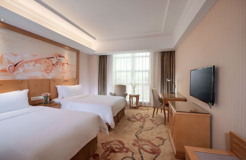 Vienna International Hotel