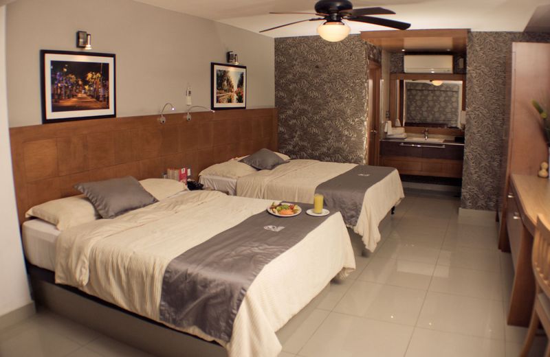 Hotel Paradise Coast