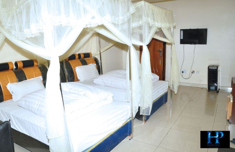 Primera Hotel